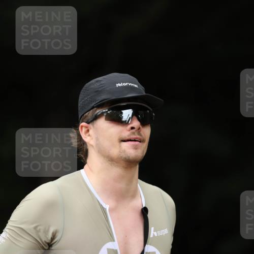 30.08.2026 - Elbe Triathlon Hamburg Antke Förster http://msf.ph/oto/10096565 30.08.2026 10:18:01 Laufen  meine-sportfotos.de