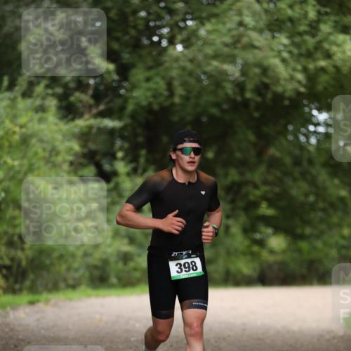 30.08.2026 - Elbe Triathlon Hamburg Antke Förster http://msf.ph/oto/10096567 30.08.2026 10:18:08 Laufen 398 meine-sportfotos.de