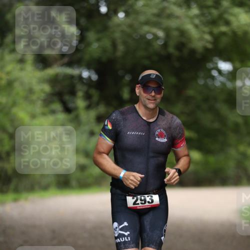 30.08.2026 - Elbe Triathlon Hamburg Antke Förster http://msf.ph/oto/10096607 30.08.2026 10:19:09 Laufen 293 meine-sportfotos.de