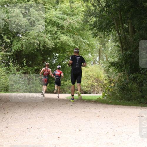30.08.2026 - Elbe Triathlon Hamburg Antke Förster http://msf.ph/oto/10096618 30.08.2026 10:24:38 Laufen  meine-sportfotos.de
