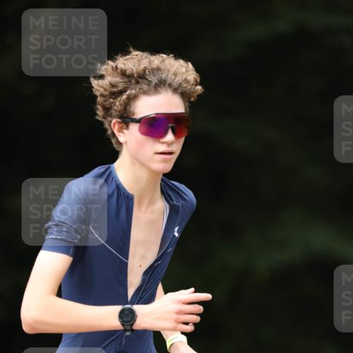 30.08.2026 - Elbe Triathlon Hamburg Antke Förster http://msf.ph/oto/10096655 30.08.2026 10:20:00 Laufen  meine-sportfotos.de