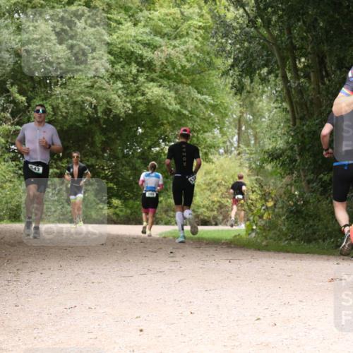 30.08.2026 - Elbe Triathlon Hamburg Antke Förster http://msf.ph/oto/10096684 30.08.2026 10:26:09 Laufen 543, 869, 18 meine-sportfotos.de