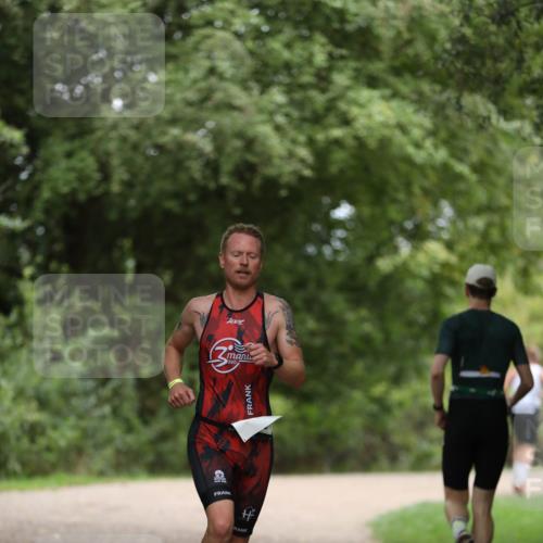 30.08.2026 - Elbe Triathlon Hamburg Antke Förster http://msf.ph/oto/10096687 30.08.2026 10:20:58 Laufen  meine-sportfotos.de