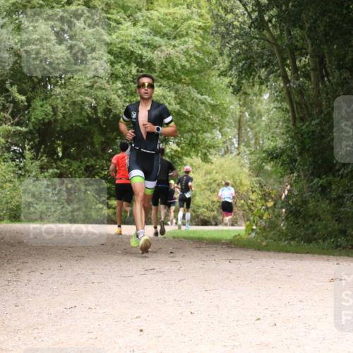 30.08.2026 - Elbe Triathlon Hamburg Antke Förster http://msf.ph/oto/10096696 30.08.2026 10:26:14 Laufen  meine-sportfotos.de