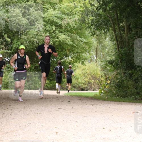 30.08.2026 - Elbe Triathlon Hamburg Antke Förster http://msf.ph/oto/10096704 30.08.2026 10:26:27 Laufen 9 meine-sportfotos.de