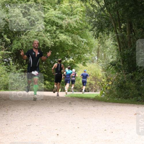 30.08.2026 - Elbe Triathlon Hamburg Antke Förster http://msf.ph/oto/10096722 30.08.2026 10:26:42 Laufen  meine-sportfotos.de
