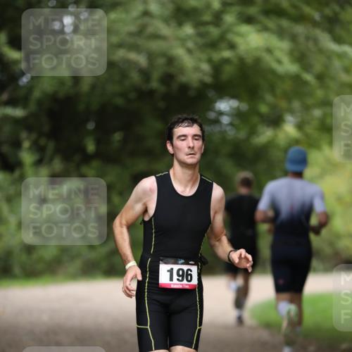 30.08.2026 - Elbe Triathlon Hamburg Antke Förster http://msf.ph/oto/10096731 30.08.2026 10:21:52 Laufen 196 meine-sportfotos.de