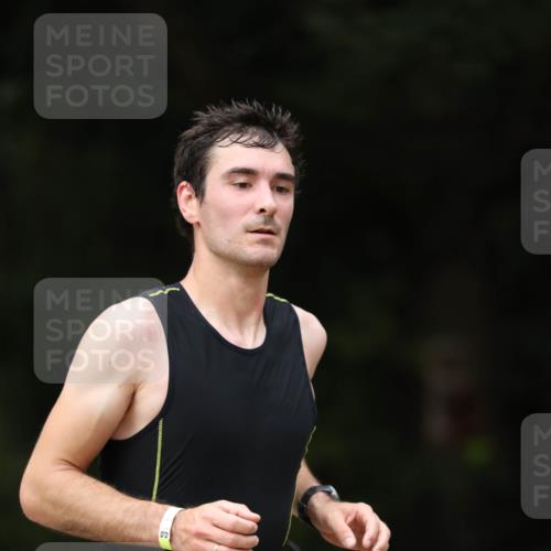30.08.2026 - Elbe Triathlon Hamburg Antke Förster http://msf.ph/oto/10096737 30.08.2026 10:21:53 Laufen 196 meine-sportfotos.de