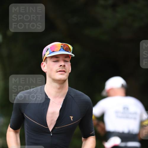 30.08.2026 - Elbe Triathlon Hamburg Antke Förster http://msf.ph/oto/10096759 30.08.2026 10:22:18 Laufen 534 meine-sportfotos.de