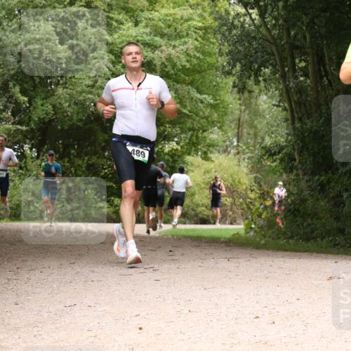 30.08.2026 - Elbe Triathlon Hamburg Antke Förster http://msf.ph/oto/10096762 30.08.2026 10:27:27 Laufen 841, 489 meine-sportfotos.de