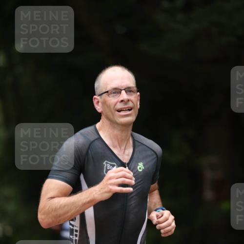 30.08.2026 - Elbe Triathlon Hamburg Antke Förster http://msf.ph/oto/10096799 30.08.2026 10:23:00 Laufen 258 meine-sportfotos.de