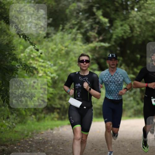 30.08.2026 - Elbe Triathlon Hamburg Antke Förster http://msf.ph/oto/10096821 30.08.2026 10:23:19 Laufen  meine-sportfotos.de