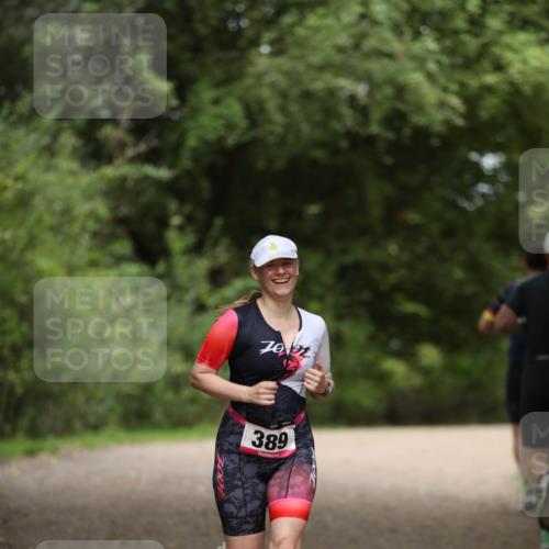 30.08.2026 - Elbe Triathlon Hamburg Antke Förster http://msf.ph/oto/10096851 30.08.2026 10:23:53 Laufen 389 meine-sportfotos.de