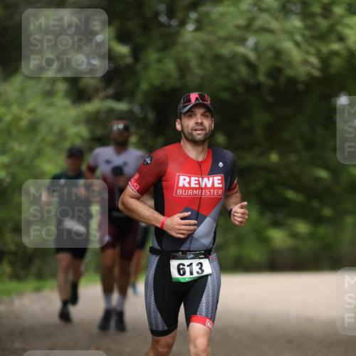 30.08.2026 - Elbe Triathlon Hamburg Antke Förster http://msf.ph/oto/10096947 30.08.2026 10:25:38 Laufen 613 meine-sportfotos.de