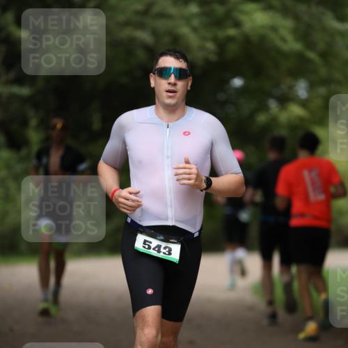 30.08.2026 - Elbe Triathlon Hamburg Antke Förster http://msf.ph/oto/10096993 30.08.2026 10:26:12 Laufen 543 meine-sportfotos.de