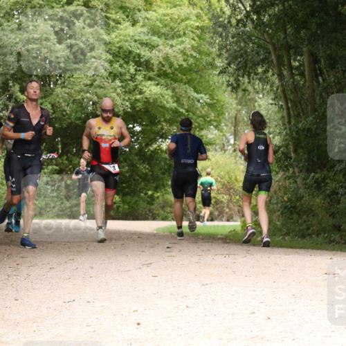 30.08.2026 - Elbe Triathlon Hamburg Antke Förster http://msf.ph/oto/10097008 30.08.2026 10:31:01 Laufen 3, 4, 4 meine-sportfotos.de