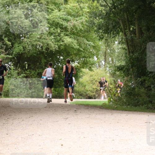 30.08.2026 - Elbe Triathlon Hamburg Antke Förster http://msf.ph/oto/10097108 30.08.2026 10:32:47 Laufen 552 meine-sportfotos.de