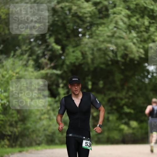 30.08.2026 - Elbe Triathlon Hamburg Antke Förster http://msf.ph/oto/10097125 30.08.2026 10:28:01 Laufen 53 meine-sportfotos.de