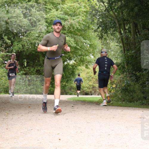 30.08.2026 - Elbe Triathlon Hamburg Antke Förster http://msf.ph/oto/10097140 30.08.2026 10:33:04 Laufen 299 meine-sportfotos.de