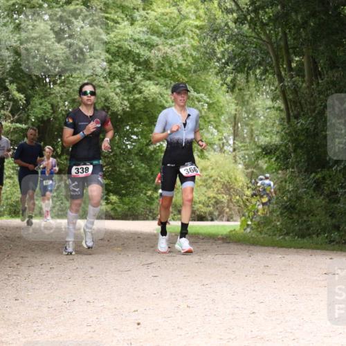 30.08.2026 - Elbe Triathlon Hamburg Antke Förster http://msf.ph/oto/10097202 30.08.2026 10:33:51 Laufen 269, 338, 366 meine-sportfotos.de