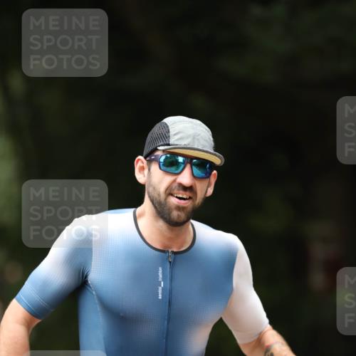 30.08.2026 - Elbe Triathlon Hamburg Antke Förster http://msf.ph/oto/10097211 30.08.2026 10:29:44 Laufen 536 meine-sportfotos.de