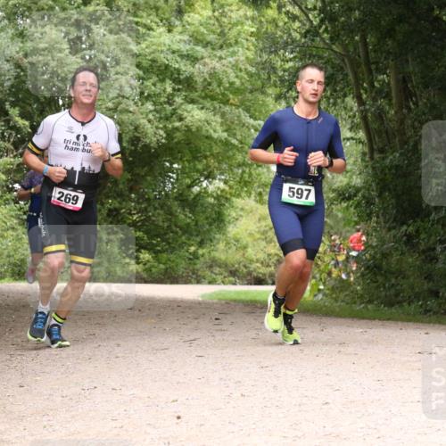 30.08.2026 - Elbe Triathlon Hamburg Antke Förster http://msf.ph/oto/10097214 30.08.2026 10:33:56 Laufen 597, 269 meine-sportfotos.de