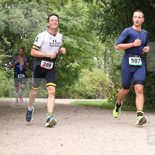30.08.2026 - Elbe Triathlon Hamburg Antke Förster http://msf.ph/oto/10097216 30.08.2026 10:33:56 Laufen 683, 269, 597, 2 meine-sportfotos.de