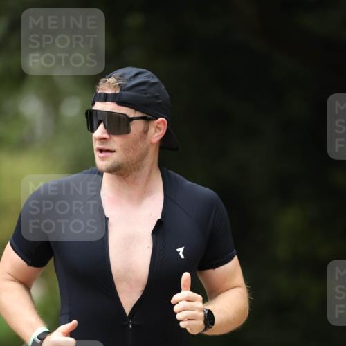 30.08.2026 - Elbe Triathlon Hamburg Antke Förster http://msf.ph/oto/10097223 30.08.2026 10:29:48 Laufen 08 meine-sportfotos.de
