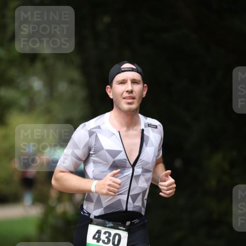 30.08.2026 - Elbe Triathlon Hamburg Antke Förster http://msf.ph/oto/10097241 30.08.2026 10:30:18 Laufen 430 meine-sportfotos.de