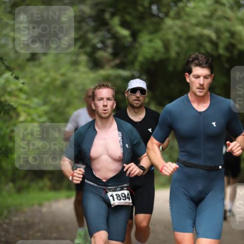 30.08.2026 - Elbe Triathlon Hamburg Antke Förster http://msf.ph/oto/10097265 30.08.2026 10:30:34 Laufen 1894 meine-sportfotos.de