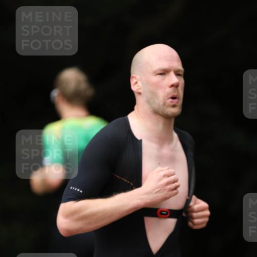 30.08.2026 - Elbe Triathlon Hamburg Antke Förster http://msf.ph/oto/10097301 30.08.2026 10:30:50 Laufen 0, 20, 099 meine-sportfotos.de