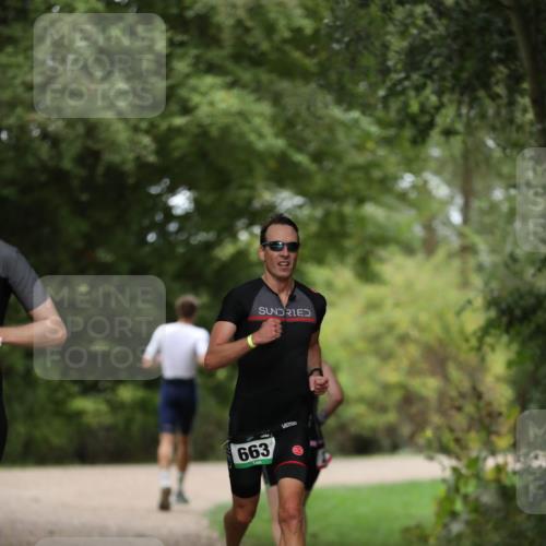 30.08.2026 - Elbe Triathlon Hamburg Antke Förster http://msf.ph/oto/10097361 30.08.2026 10:31:55 Laufen 663 meine-sportfotos.de