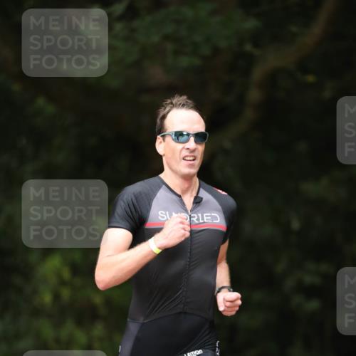 30.08.2026 - Elbe Triathlon Hamburg Antke Förster http://msf.ph/oto/10097367 30.08.2026 10:31:57 Laufen 663 meine-sportfotos.de