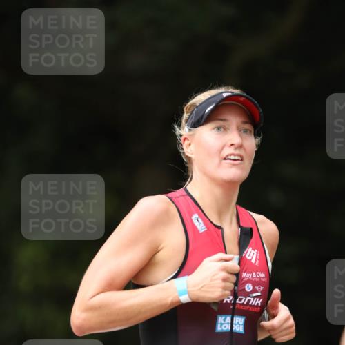 30.08.2026 - Elbe Triathlon Hamburg Antke Förster http://msf.ph/oto/10097371 30.08.2026 10:31:59 Laufen  meine-sportfotos.de