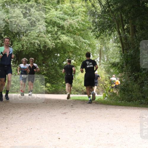 30.08.2026 - Elbe Triathlon Hamburg Antke Förster http://msf.ph/oto/10097382 30.08.2026 10:36:03 Laufen 434, 150 meine-sportfotos.de