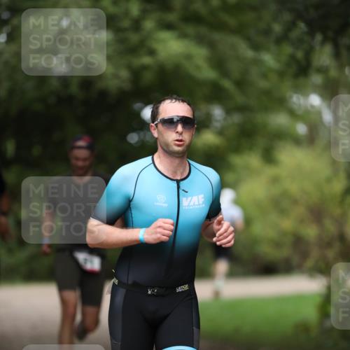 30.08.2026 - Elbe Triathlon Hamburg Antke Förster http://msf.ph/oto/10097431 30.08.2026 10:32:57 Laufen  meine-sportfotos.de
