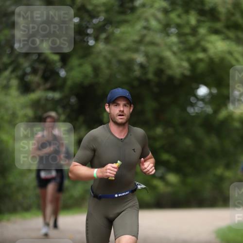 30.08.2026 - Elbe Triathlon Hamburg Antke Förster http://msf.ph/oto/10097445 30.08.2026 10:33:04 Laufen  meine-sportfotos.de