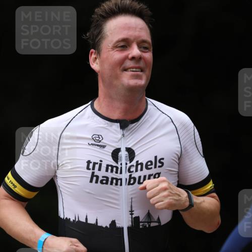 30.08.2026 - Elbe Triathlon Hamburg Antke Förster http://msf.ph/oto/10097527 30.08.2026 10:33:59 Laufen 1990, 269 meine-sportfotos.de