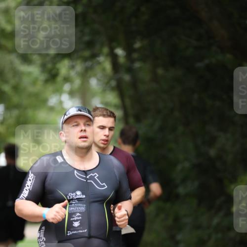 30.08.2026 - Elbe Triathlon Hamburg Antke Förster http://msf.ph/oto/10097681 30.08.2026 10:36:02 Laufen  meine-sportfotos.de