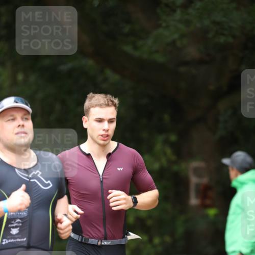 30.08.2026 - Elbe Triathlon Hamburg Antke Förster http://msf.ph/oto/10097683 30.08.2026 10:36:02 Laufen  meine-sportfotos.de