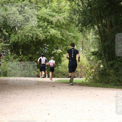 30.08.2026 - Elbe Triathlon Hamburg Antke Förster http://msf.ph/oto/10098400 30.08.2026 10:46:11 Laufen  meine-sportfotos.de