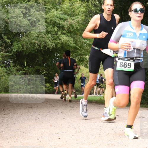 30.08.2026 - Elbe Triathlon Hamburg Antke Förster http://msf.ph/oto/10098436 30.08.2026 10:46:31 Laufen 869 meine-sportfotos.de