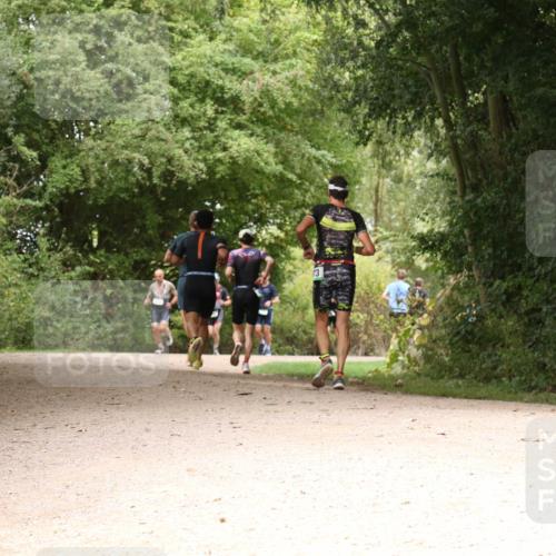 30.08.2026 - Elbe Triathlon Hamburg Antke Förster http://msf.ph/oto/10098440 30.08.2026 10:46:32 Laufen 13 meine-sportfotos.de