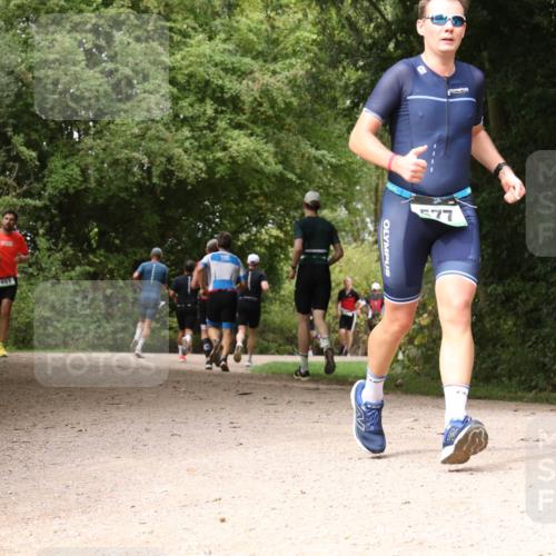 30.08.2026 - Elbe Triathlon Hamburg Antke Förster http://msf.ph/oto/10098456 30.08.2026 10:46:46 Laufen 49 meine-sportfotos.de