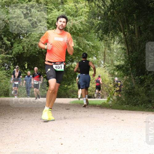 30.08.2026 - Elbe Triathlon Hamburg Antke Förster http://msf.ph/oto/10098466 30.08.2026 10:46:52 Laufen 451 meine-sportfotos.de