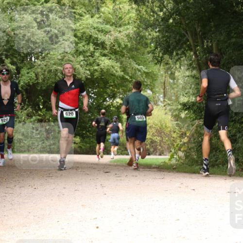 30.08.2026 - Elbe Triathlon Hamburg Antke Förster http://msf.ph/oto/10098476 30.08.2026 10:46:58 Laufen 520, 620, 503 meine-sportfotos.de