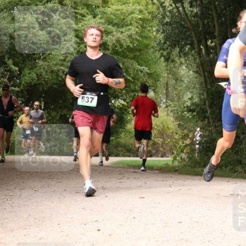 30.08.2026 - Elbe Triathlon Hamburg Antke Förster http://msf.ph/oto/10098526 30.08.2026 10:47:36 Laufen 537 meine-sportfotos.de