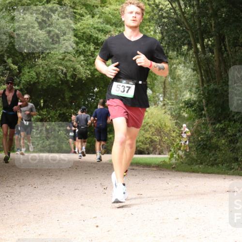 30.08.2026 - Elbe Triathlon Hamburg Antke Förster http://msf.ph/oto/10098528 30.08.2026 10:47:36 Laufen 537 meine-sportfotos.de