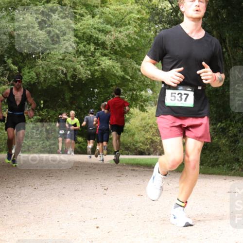 30.08.2026 - Elbe Triathlon Hamburg Antke Förster http://msf.ph/oto/10098530 30.08.2026 10:47:37 Laufen 537 meine-sportfotos.de