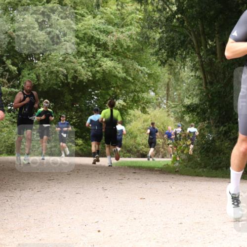 30.08.2026 - Elbe Triathlon Hamburg Antke Förster http://msf.ph/oto/10098612 30.08.2026 10:48:44 Laufen 548 meine-sportfotos.de